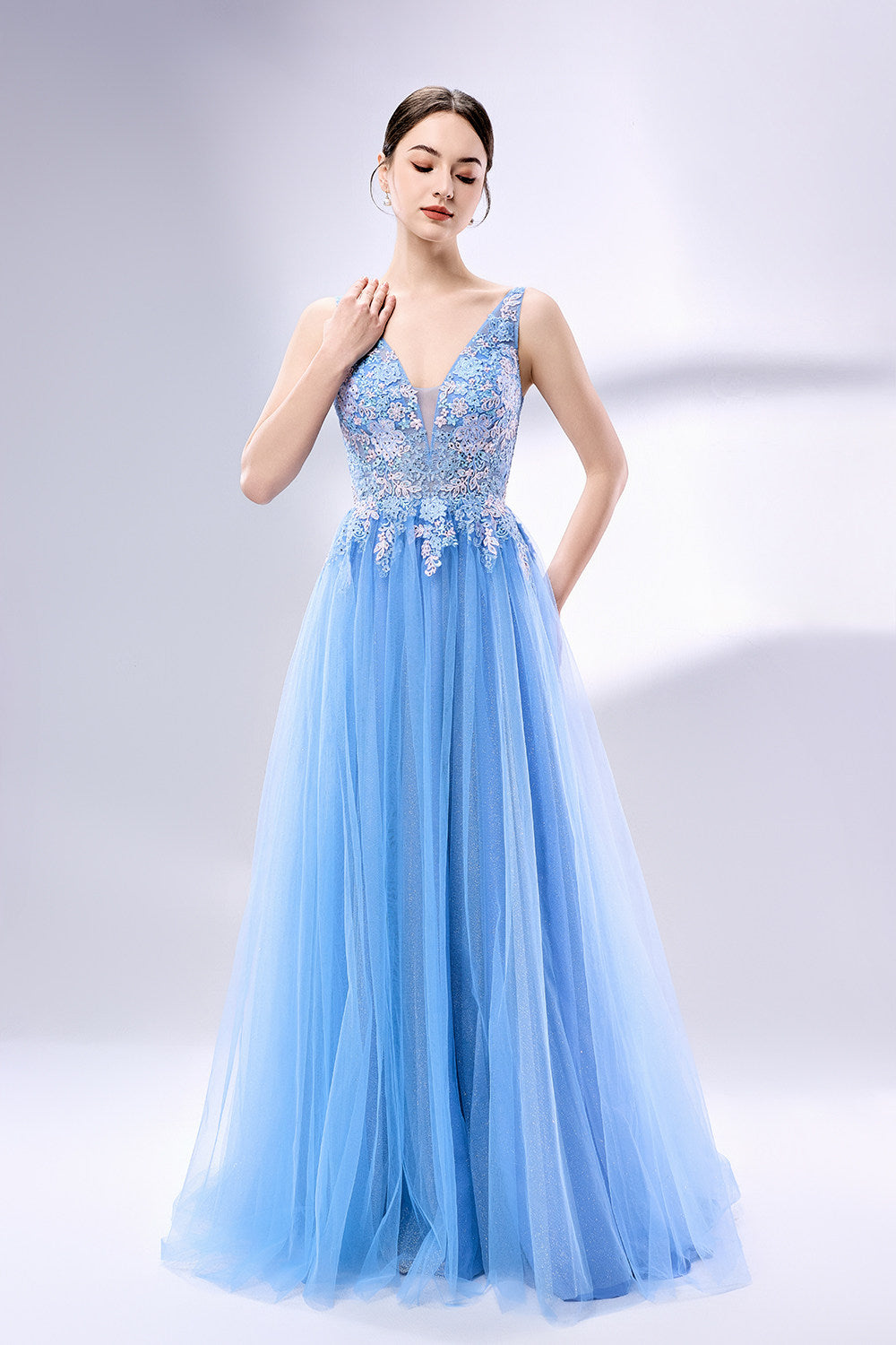 Wholesale Applique V - Neck Tulle Prom Dress KT1446