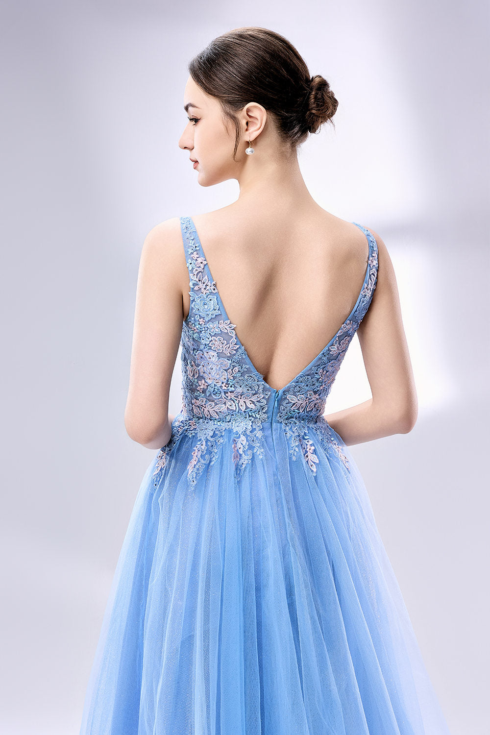 Wholesale Applique V - Neck Tulle Prom Dress KT1446
