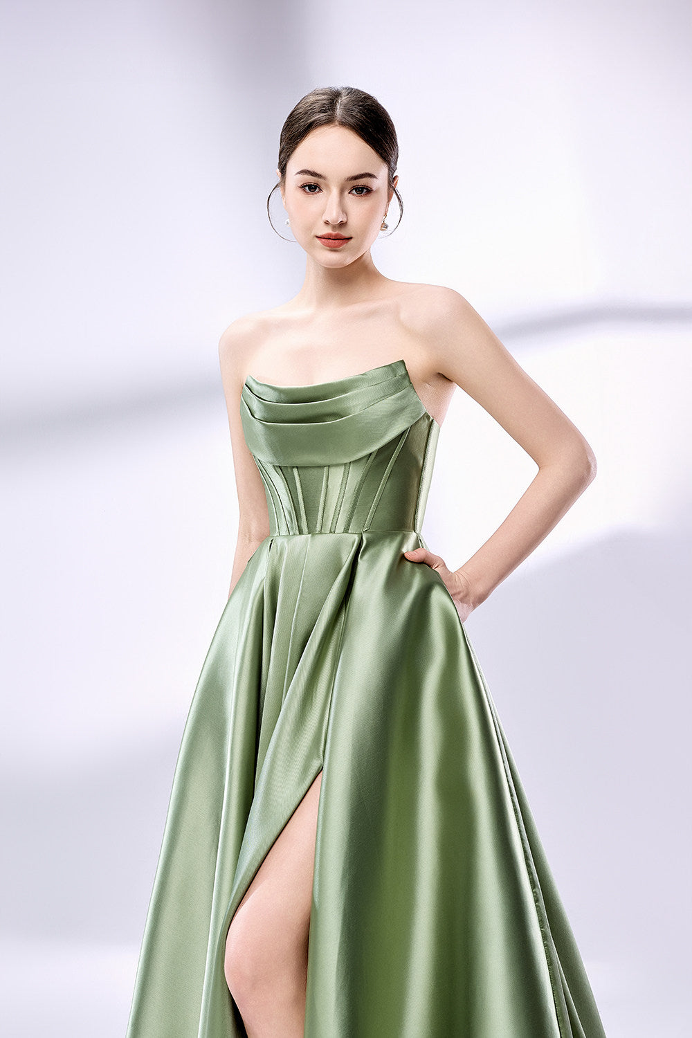 Wholesale strapless Corset  Elegant Satin Prom Dress 33110B