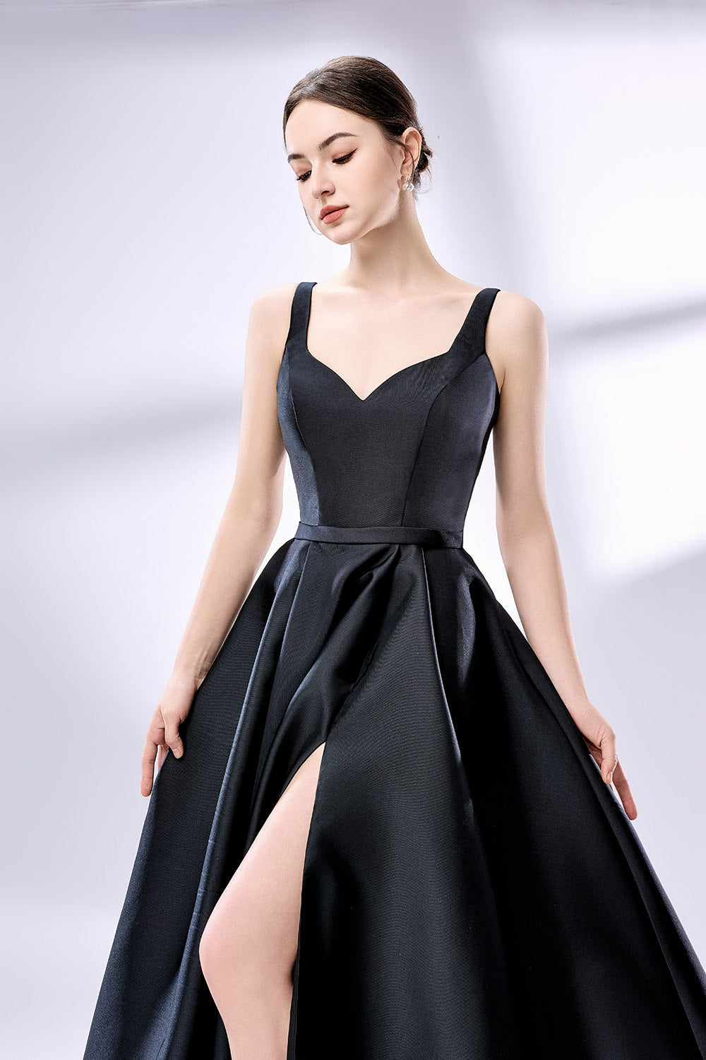 Wholesale Minimalist Satin Prom Gown 33111