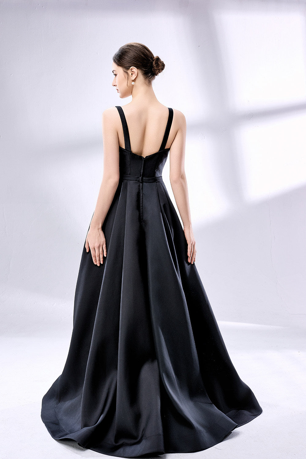 Wholesale Minimalist Satin Prom Gown 33111