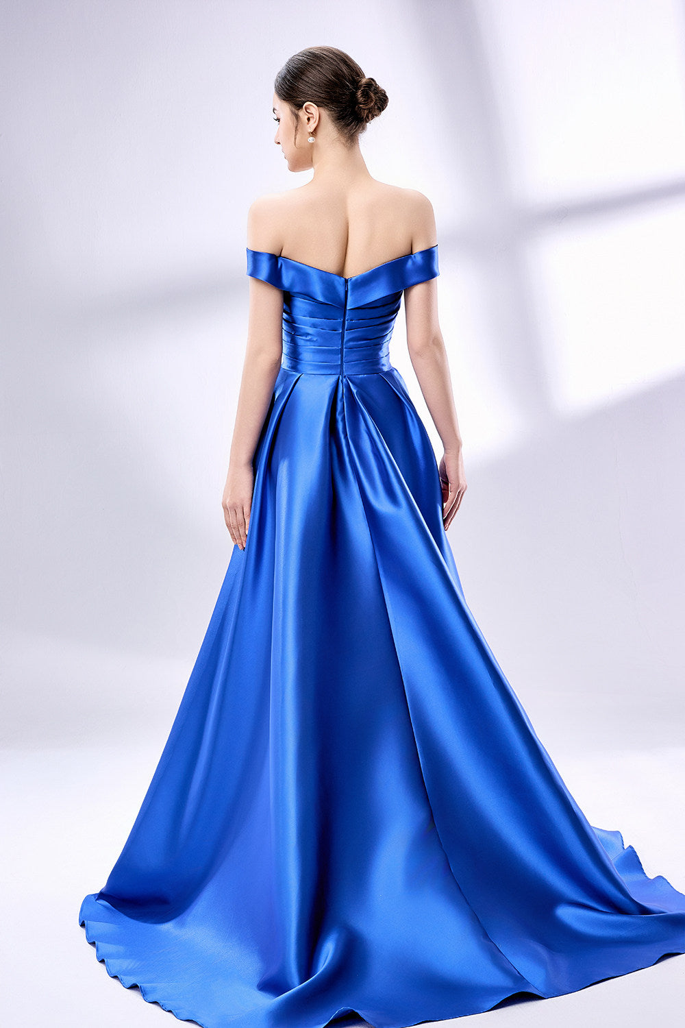 Wholesale Off - Shoulder Satin Prom Gown 33113