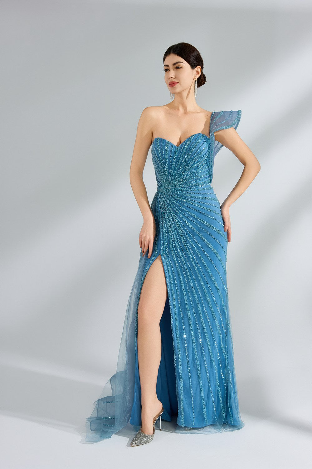 Supplier One-Shoulder Sequin-Embroidered Tulle-Train Gown YL2222