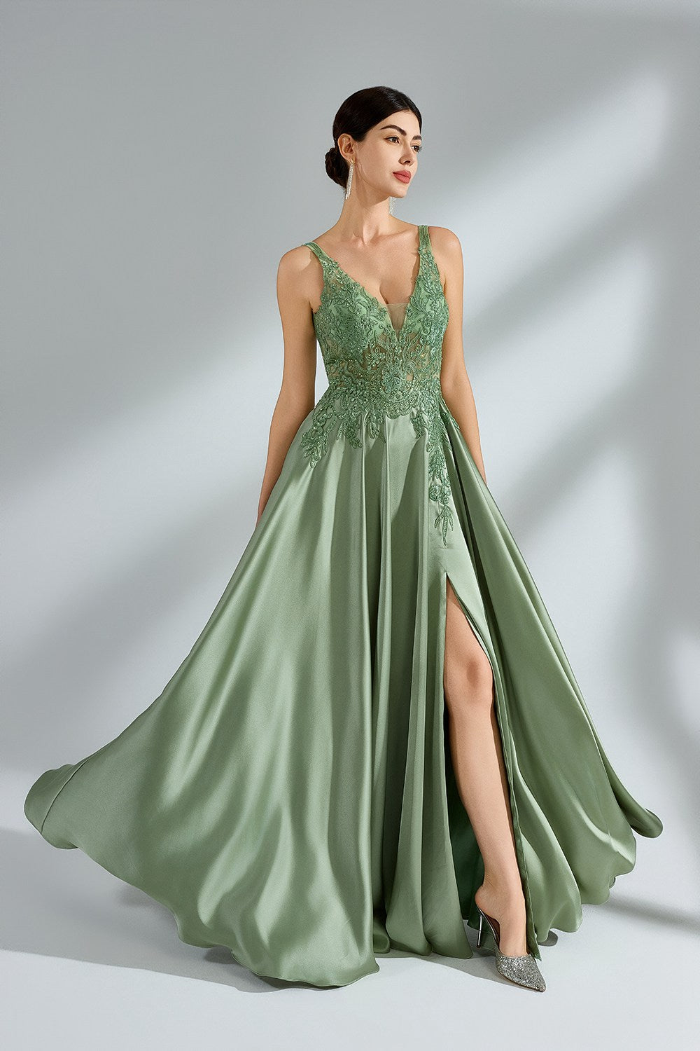 Manufacturer Elegant Plunging V-Neck Lace Satin Gown 32949