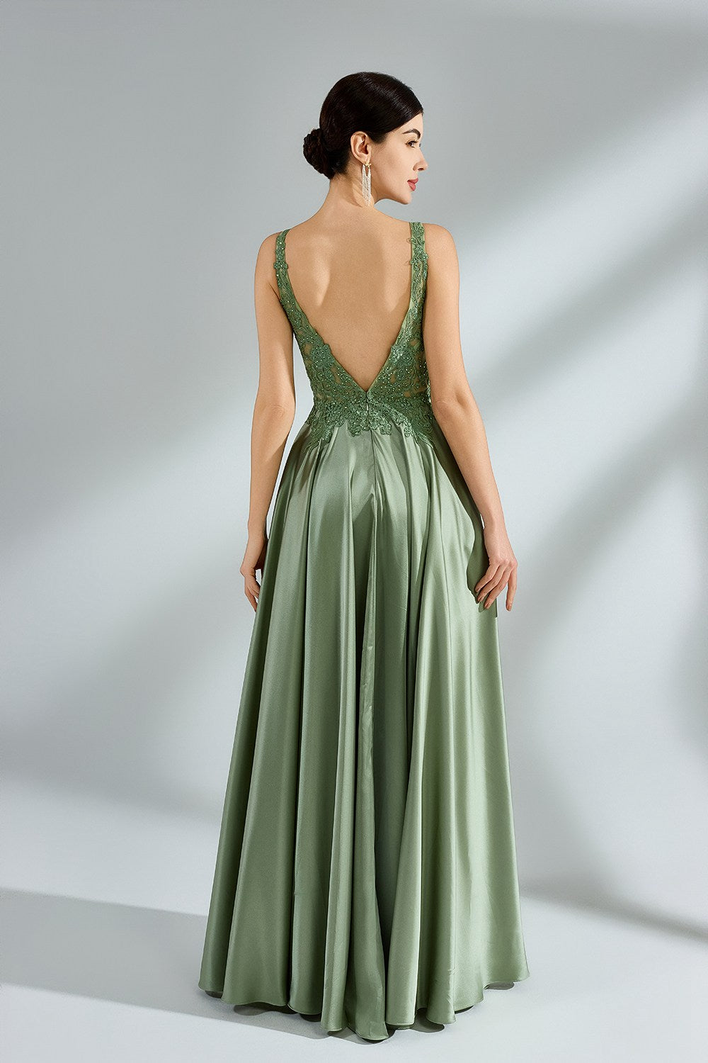Manufacturer Elegant Plunging V-Neck Lace Satin Gown 32949