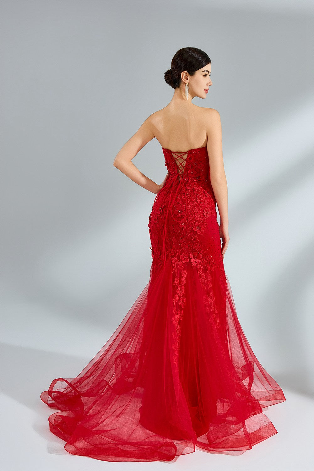 Wholesale Luxe Red Floral Mermaid Tulle Gown kt1381