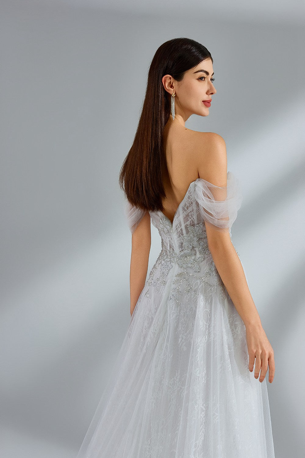 Wholesale Off - Shoulder Tulle Embroidered Spli Bridal Gown 32953