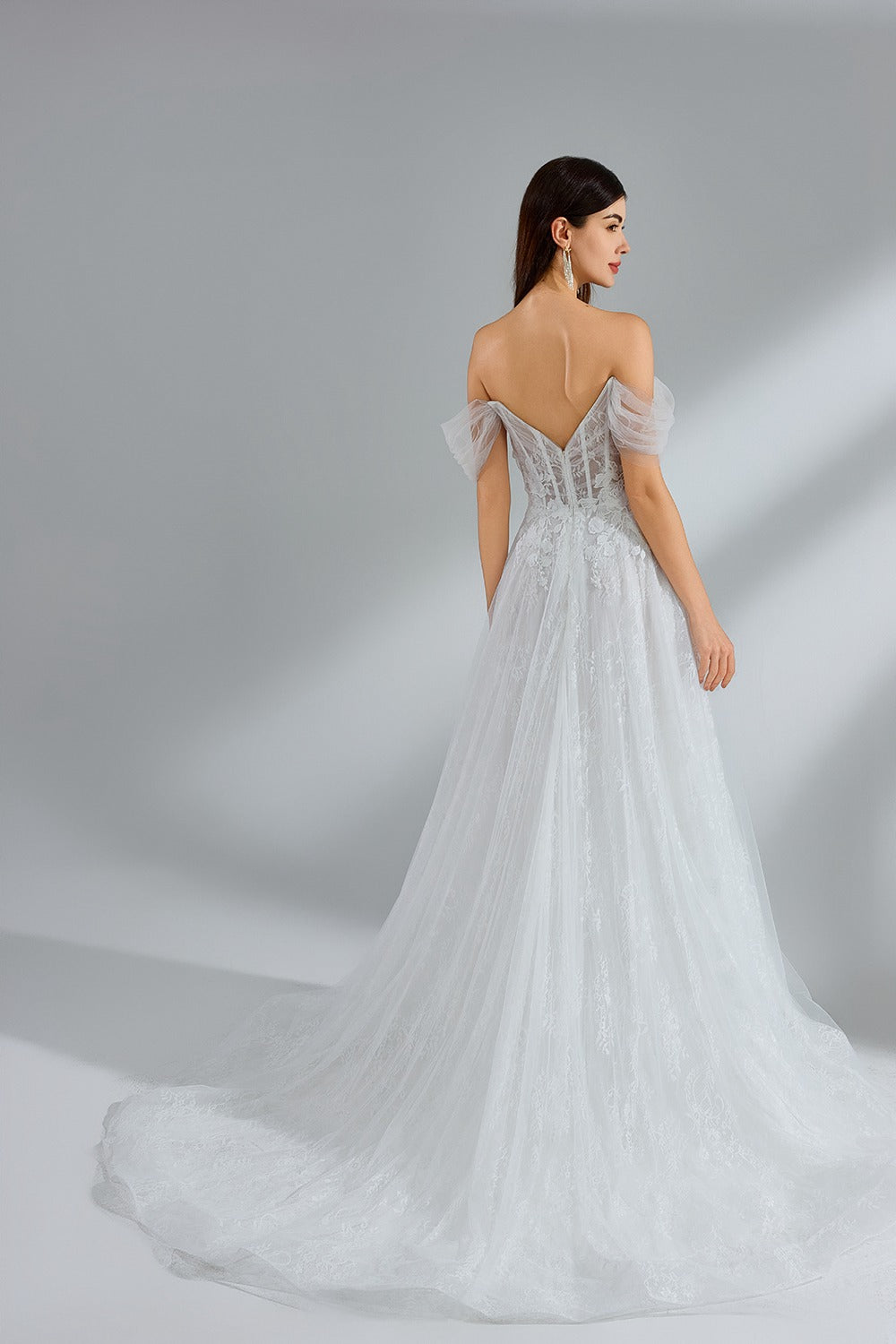 Wholesale Off - Shoulder Tulle Lace Wedding Dress 32955