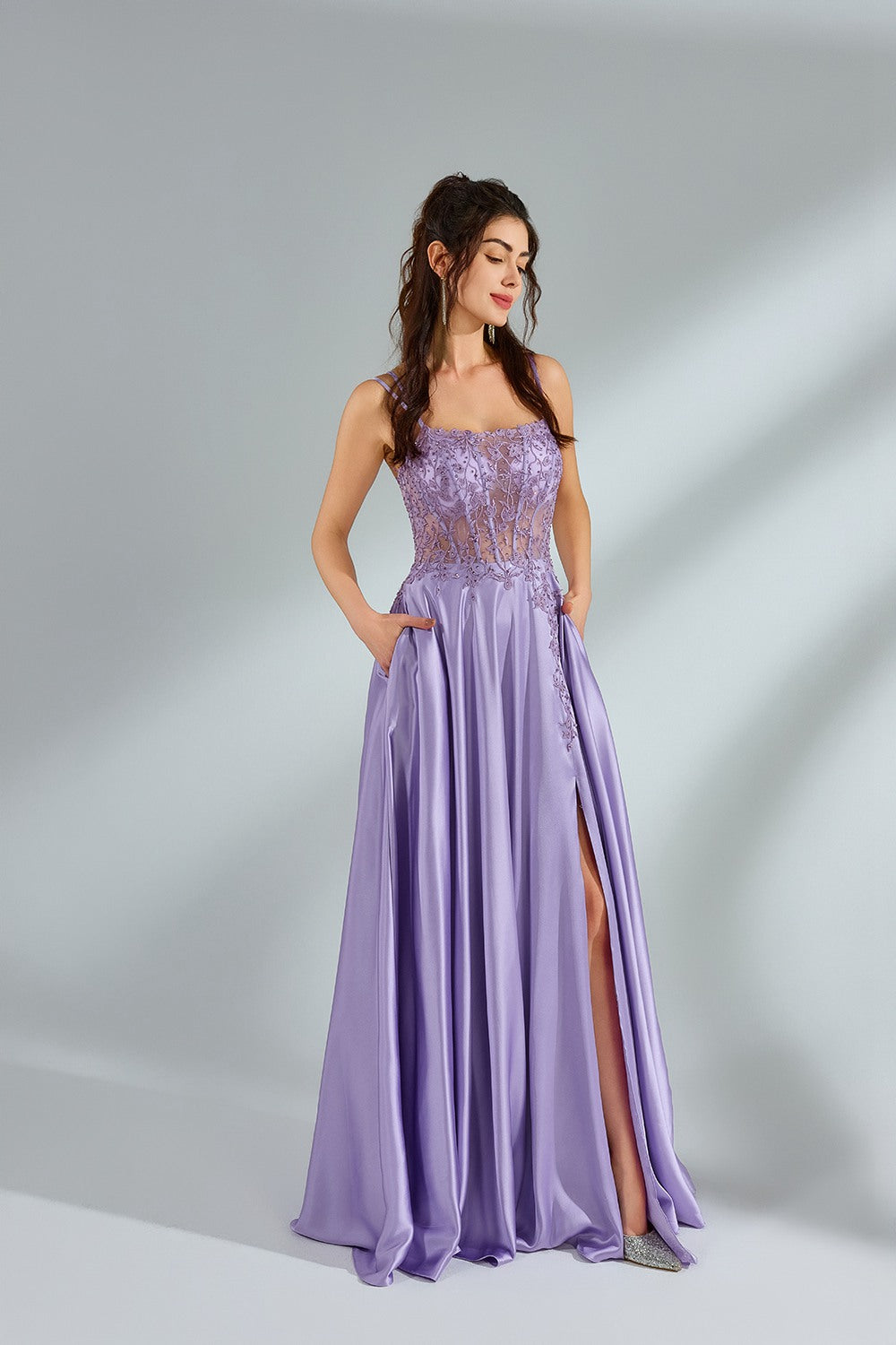 Supplier Elegant Spaghetti Strap Lace Satin Gown 32948