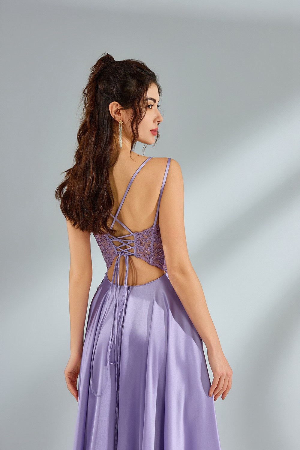 Supplier Elegant Spaghetti Strap Lace Satin Gown 32948