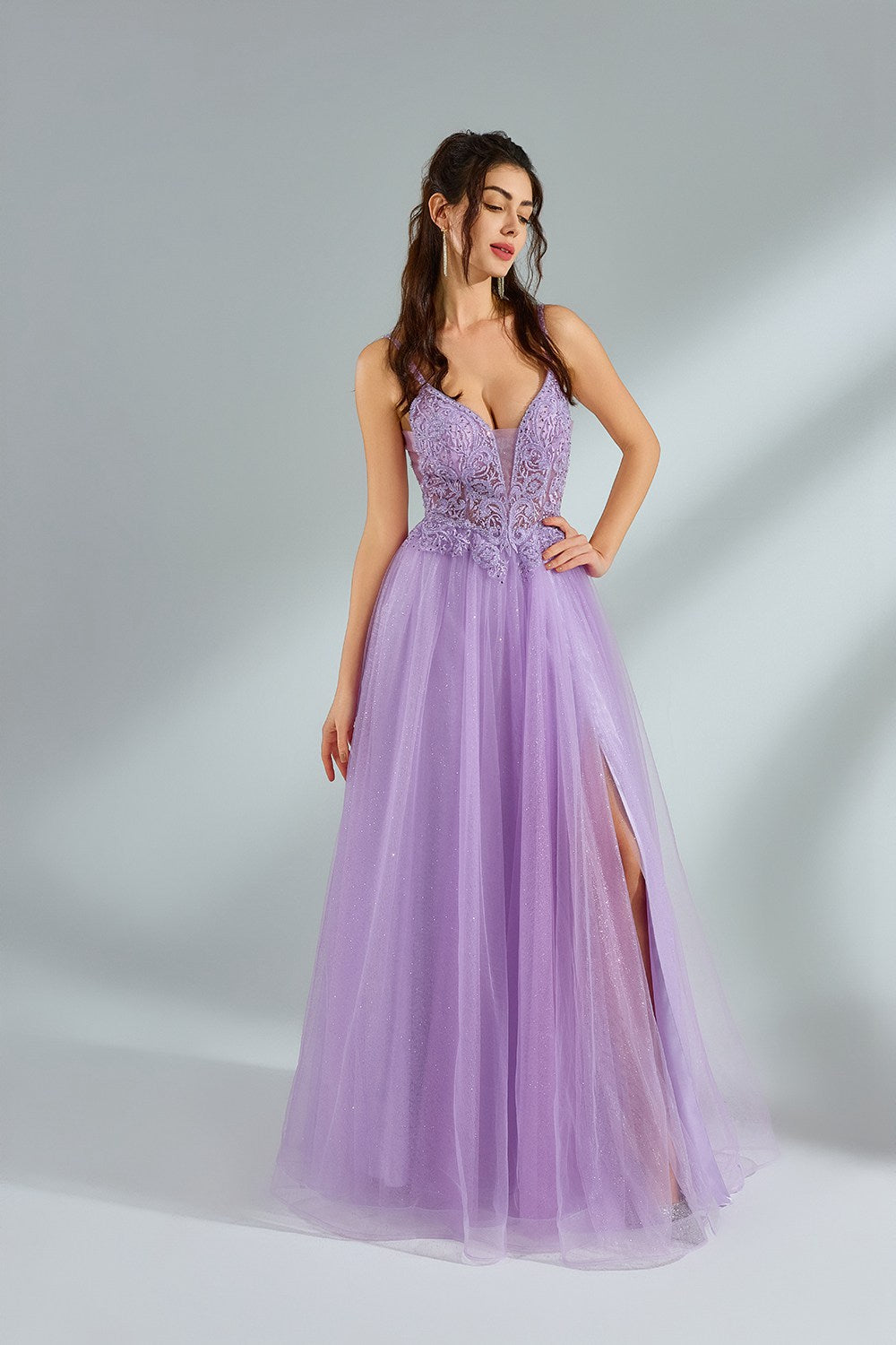 Wholesale Ethereal Plunging V-Neck Lace Tulle Gown 32946