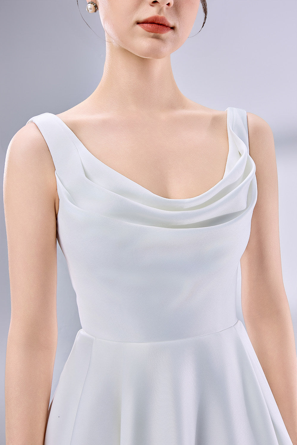 Supplier Cowl Neck Satin Ball Gown Wedding Dress 3342