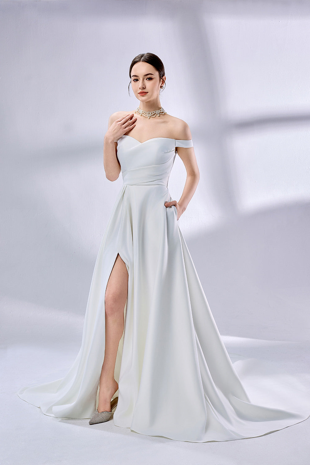 Supplier Off-Shoulder Satin Slit Wedding Dress 3335