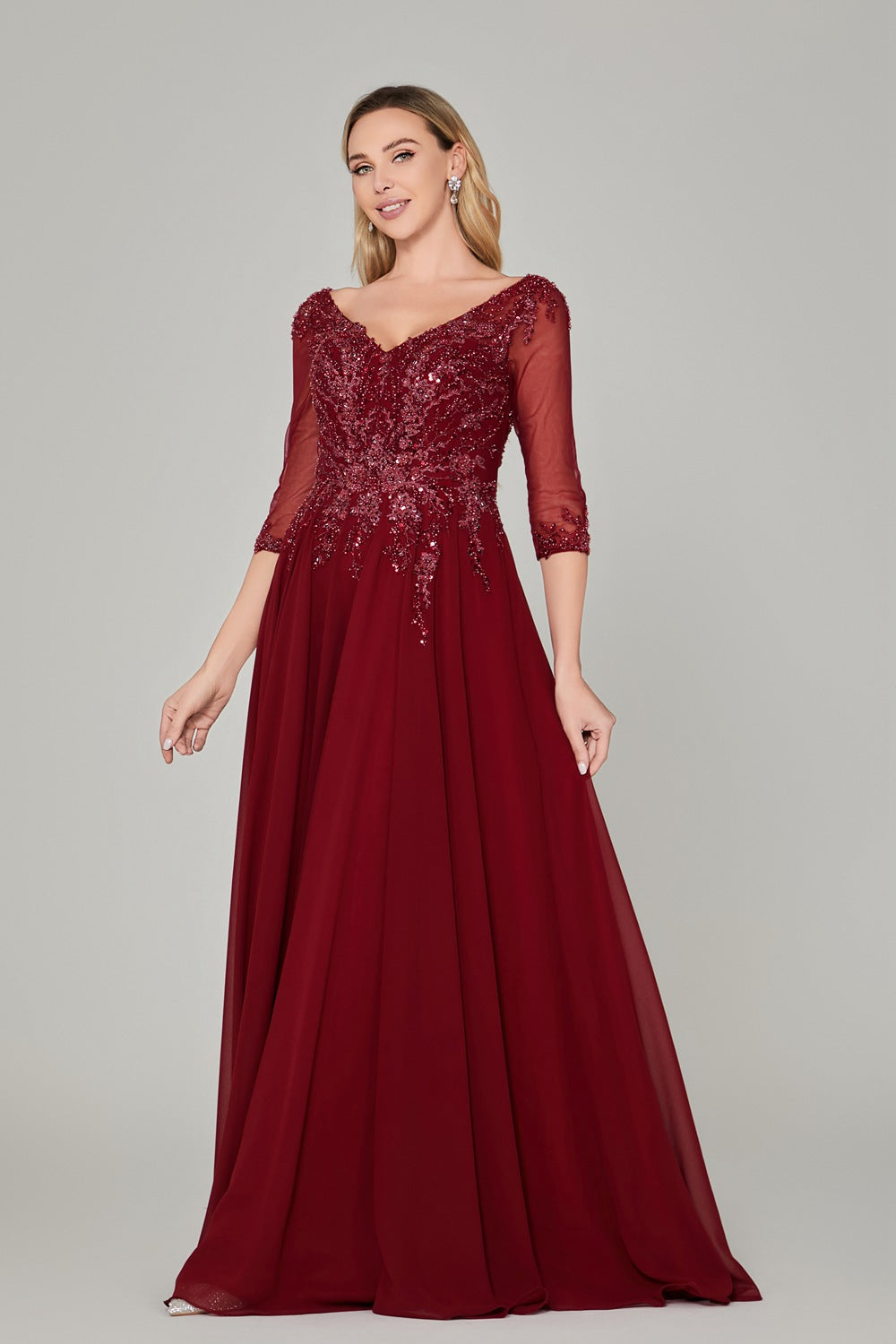 Wholesale Burgundy Beaded Lace Mother - of - the - Bride Gown 3322B