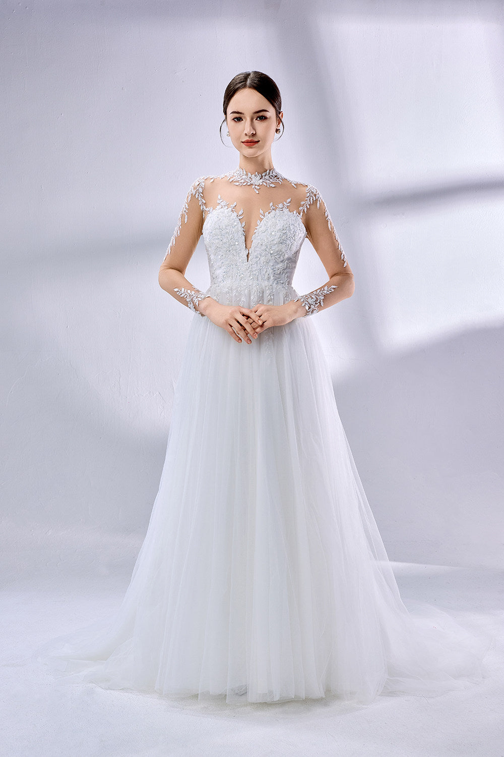 Wholesale High - Neck Sheer Sleeve Embroidered Tulle Wedding Dress 3344