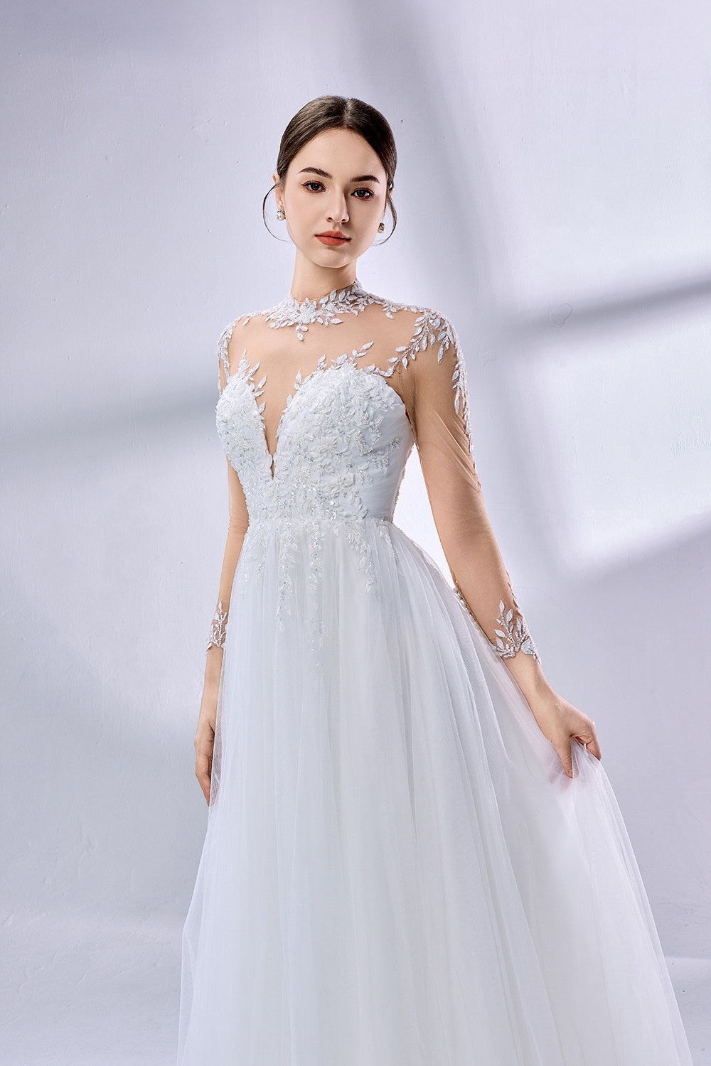 Wholesale High - Neck Sheer Sleeve Embroidered Tulle Wedding Dress 3344