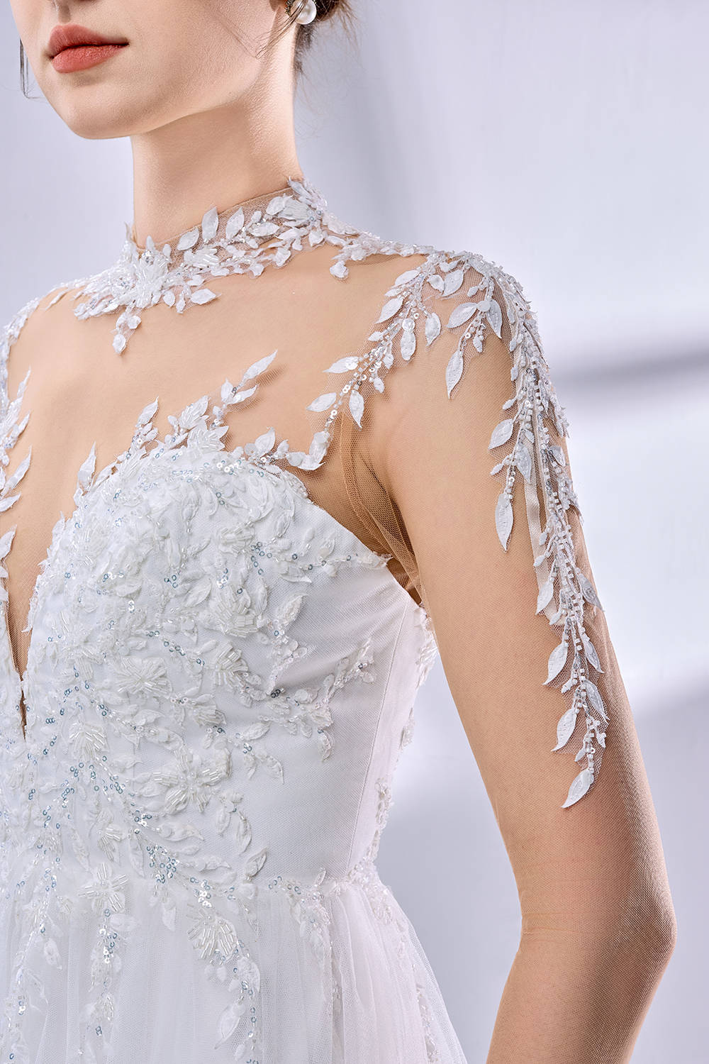 Wholesale High - Neck Sheer Sleeve Embroidered Tulle Wedding Dress 3344