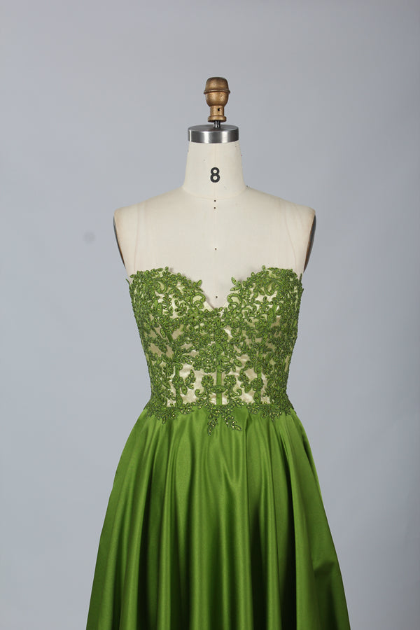 Wholesale Romantic Grace Lace Strapless Prom Gown 32639