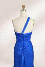 Royal blue one-shoulder prom dress with mermaid cut, side slit & ruching. A sleek, elegant pick for formalwear—perfect for bulk orders & party collections.