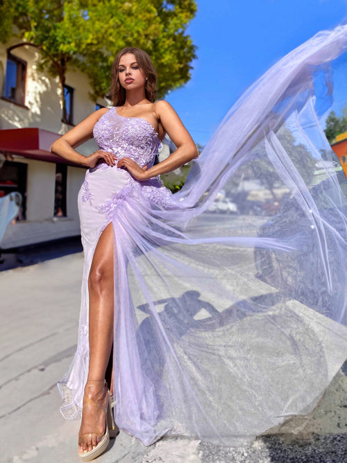 Alluring Single-Shoulder Lace Mermaid with Flowing Ribbon Prom Dress 32843