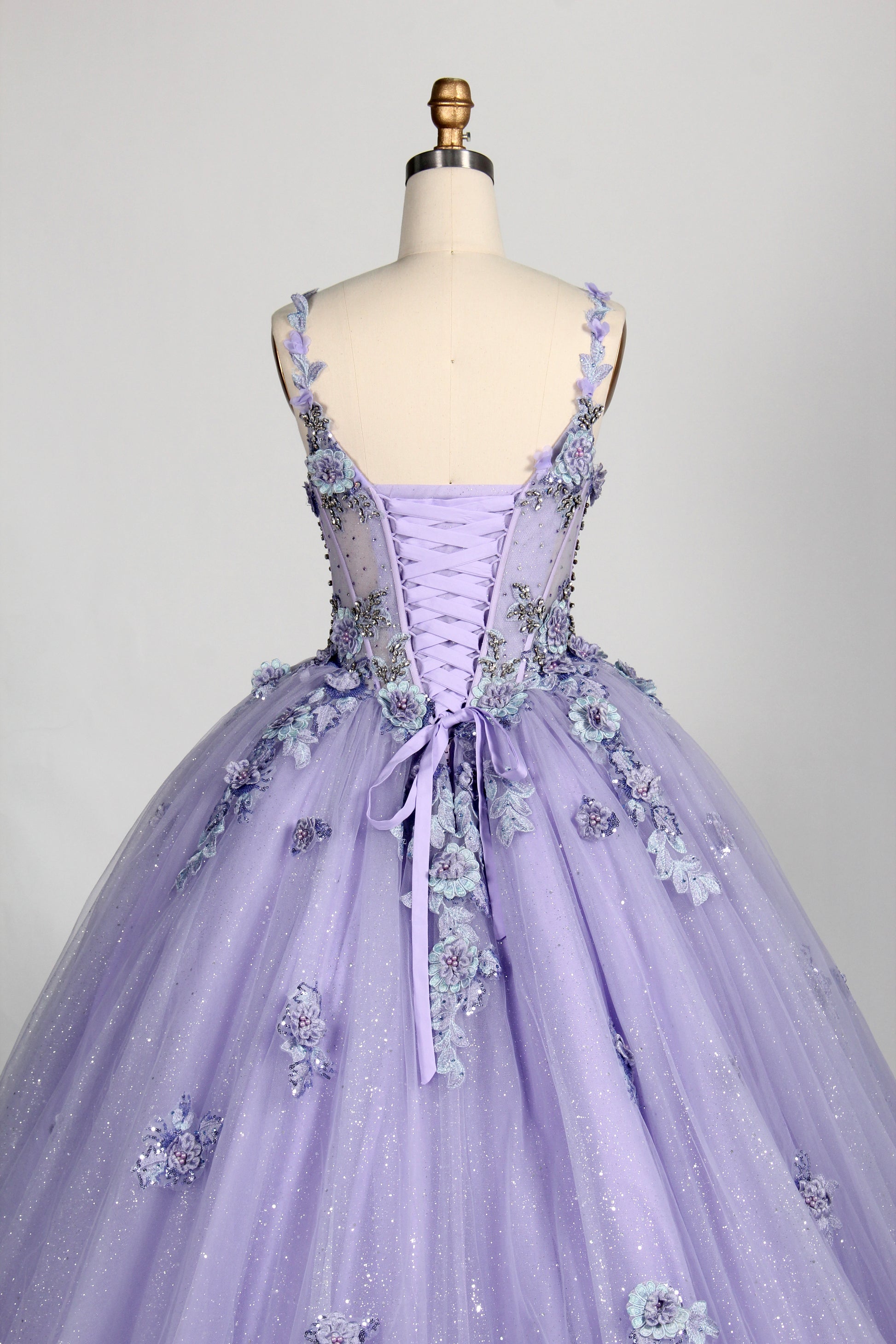 Wholesale Lilac Spaghetti Strap Quinceañera Dress 3D Floral Appliqués Glitter Ball Gown 3374