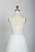 Wholesale Plunging V - Neck Lace High - Low Tulle Wedding Dress 3301