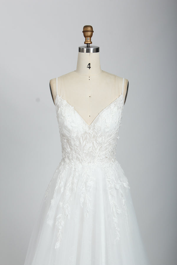 Manufacturer Plunging V - Neck Embroidered Tulle Wedding Dress 3302