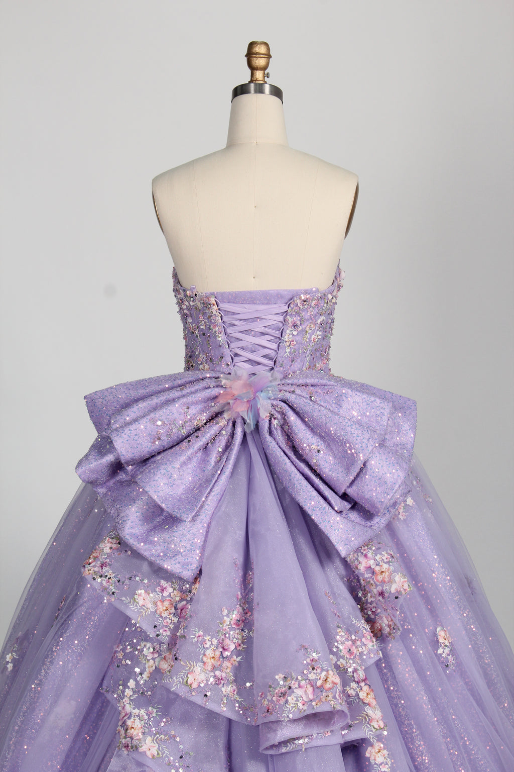 Wholesale Lilac Strapless Sweetheart Quinceañera Dress 3D Floral Appliqués Glitter Ball Gown 3376
