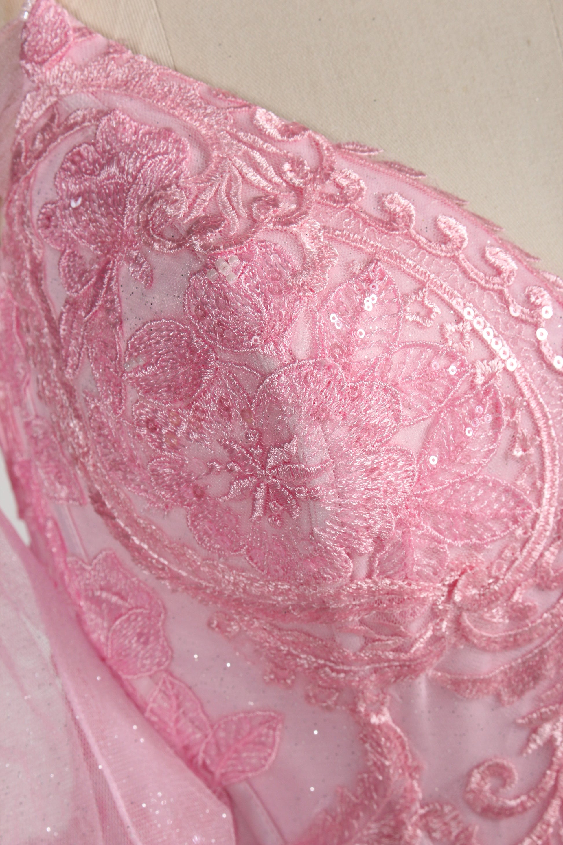 Wholesale Pink Princess Quinceañera Dress Detachable Tulle Sleeves Sequin Lace Ball Gown 3375