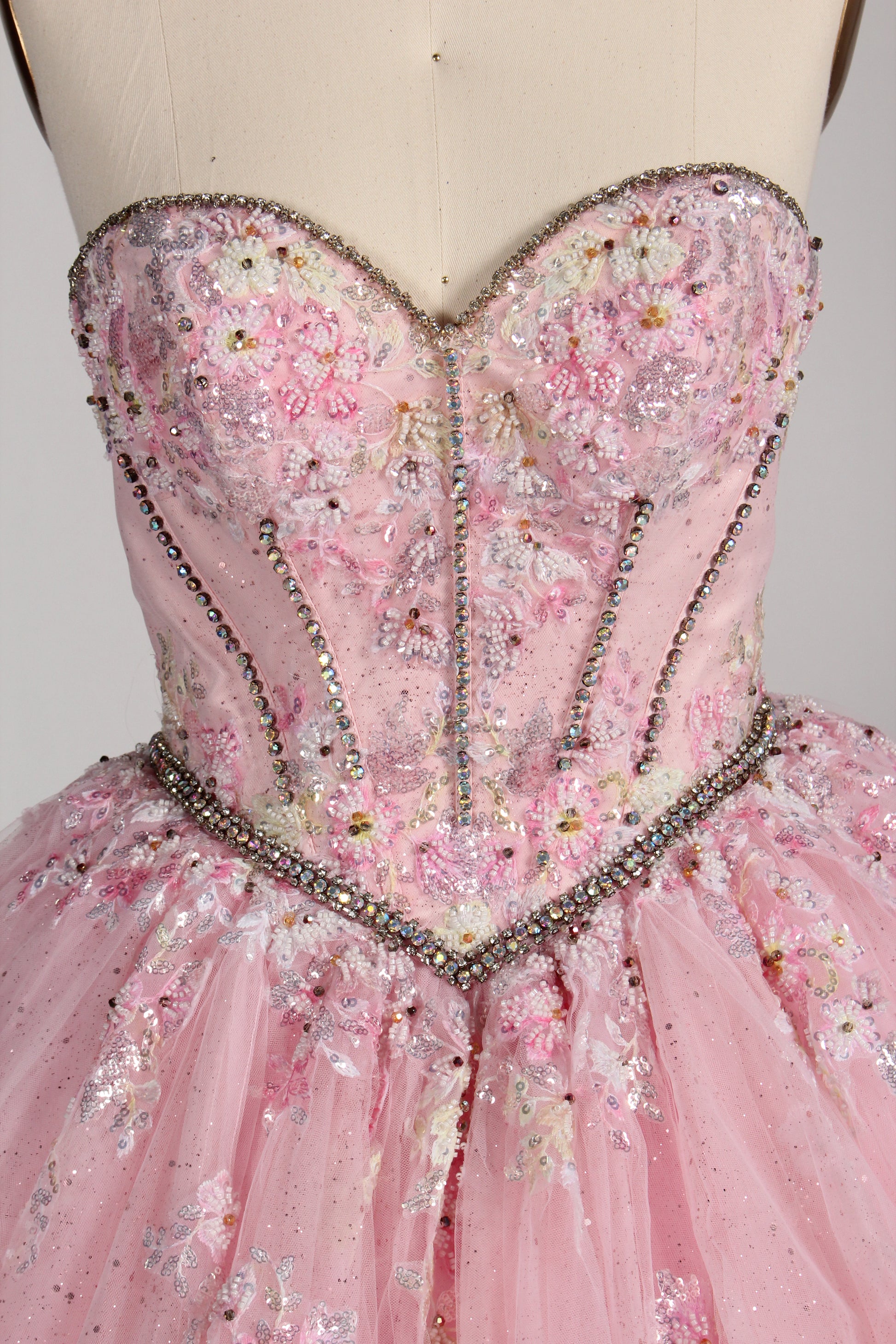 Wholesale Pink Quinceañera Dress Beaded Basque Waist Strapless Glitter Ball Gown 3377