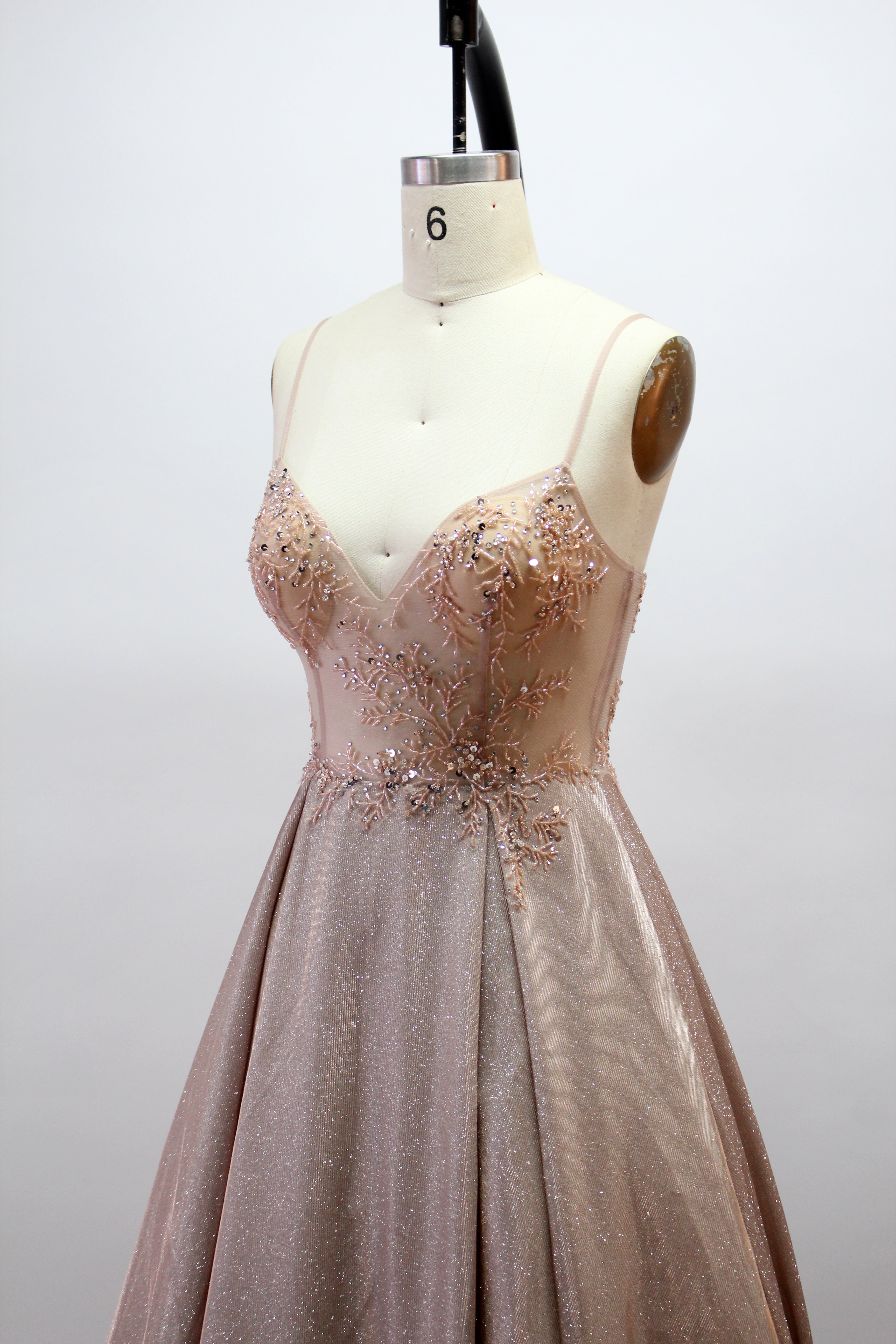 Wholesale Radiant Glamour Sparkling Fabric Prom Gown