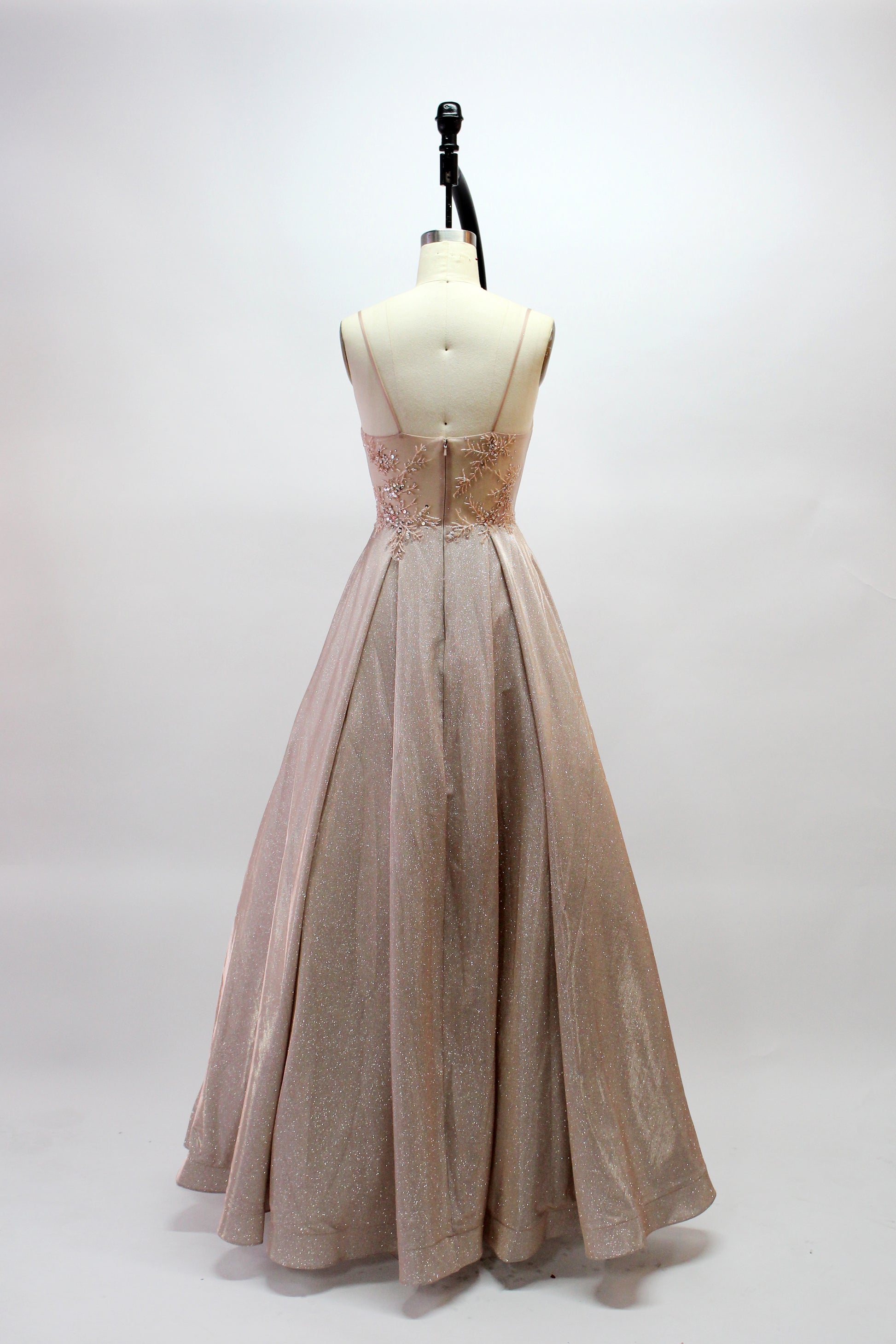 Wholesale Radiant Glamour Sparkling Fabric Prom Gown
