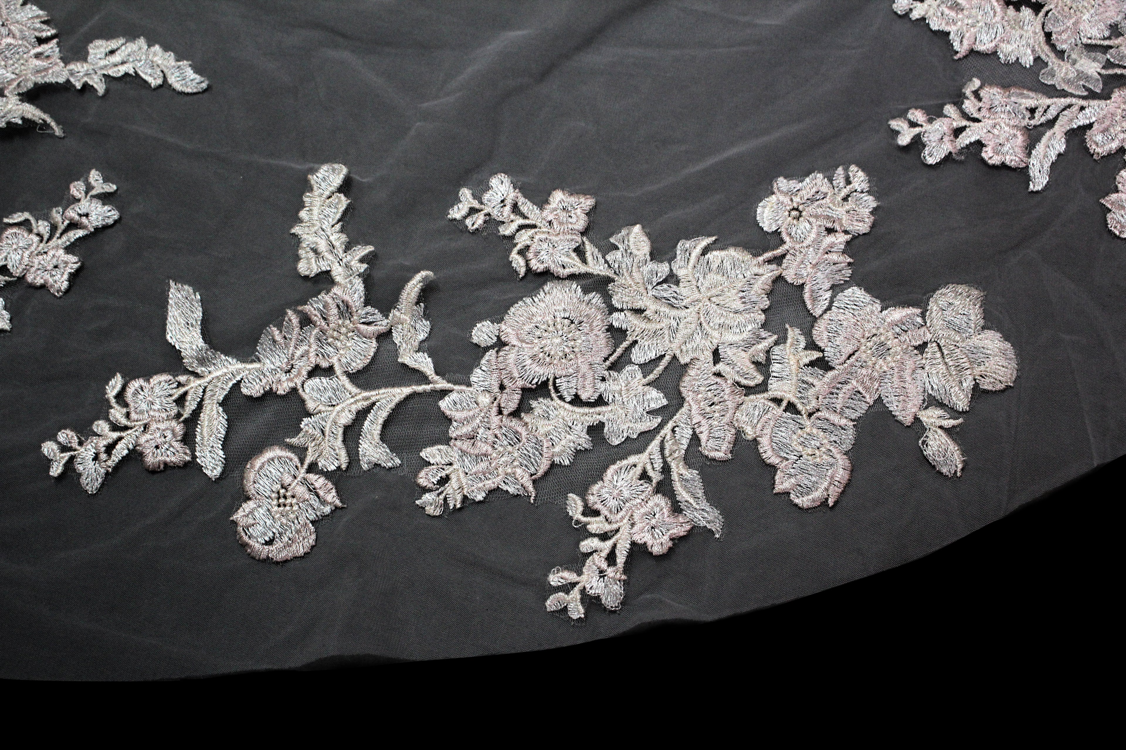 Wholesale Long Embroidered Wedding Veil - Style T023