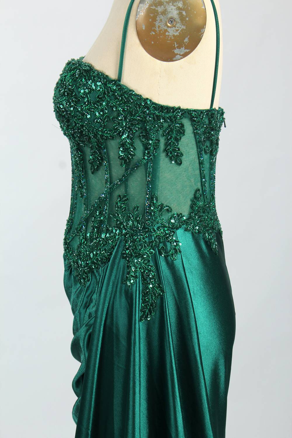 Elegant Wholesale Lace Prom Dress with Flowing Sash 33031