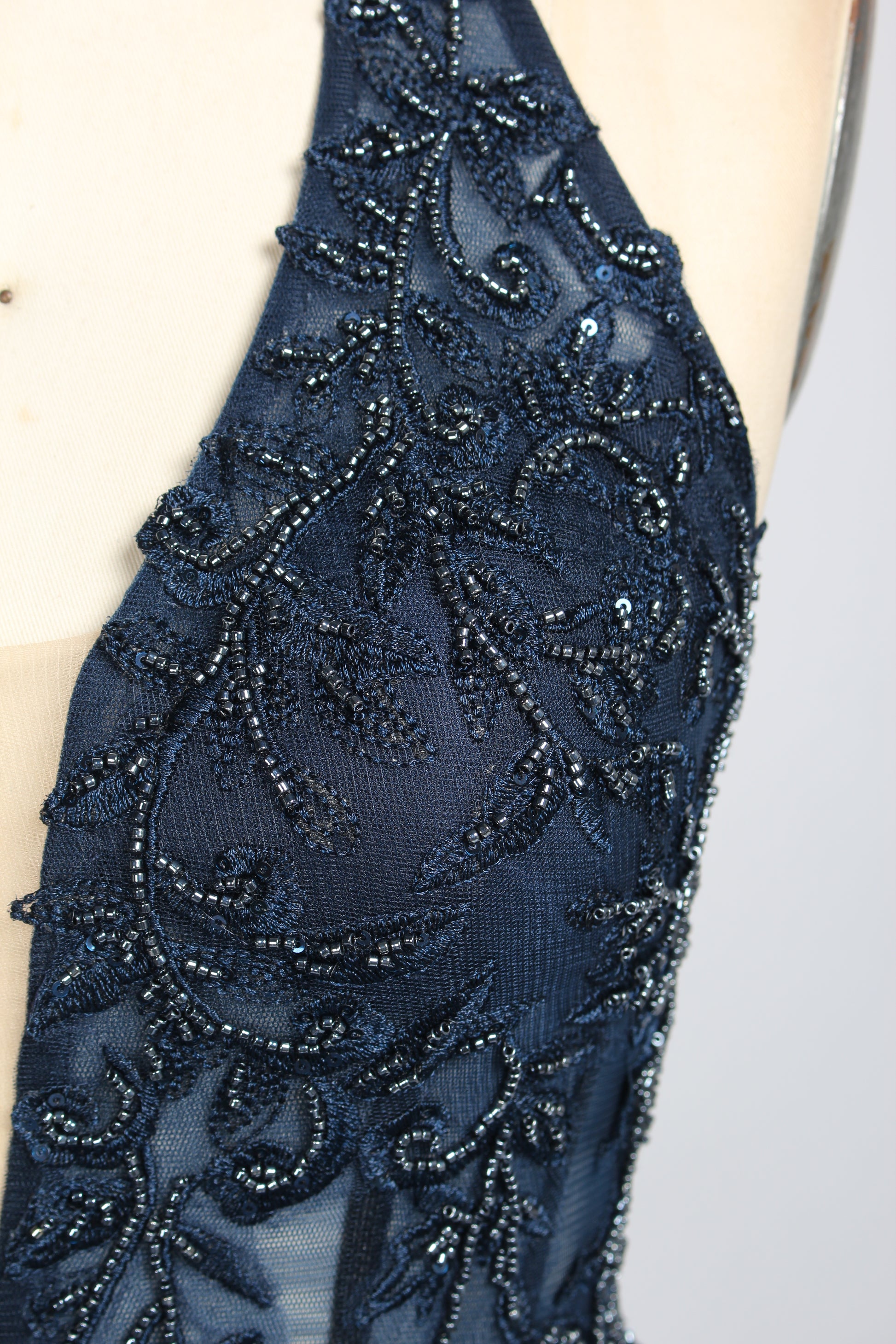 Wholesale Navy Blue Halter Neck Prom Dress with Ruffled Tulle 33343