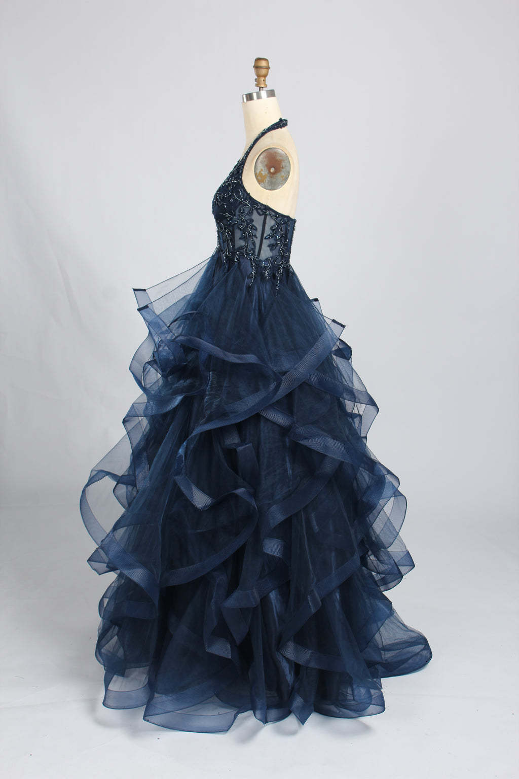 Wholesale Navy Blue Halter Neck Prom Dress with Ruffled Tulle 33343