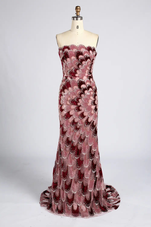 Mermaid evening dress with strapless beaded sequin pattern and chiffon cape sleeves, burgundy/pink