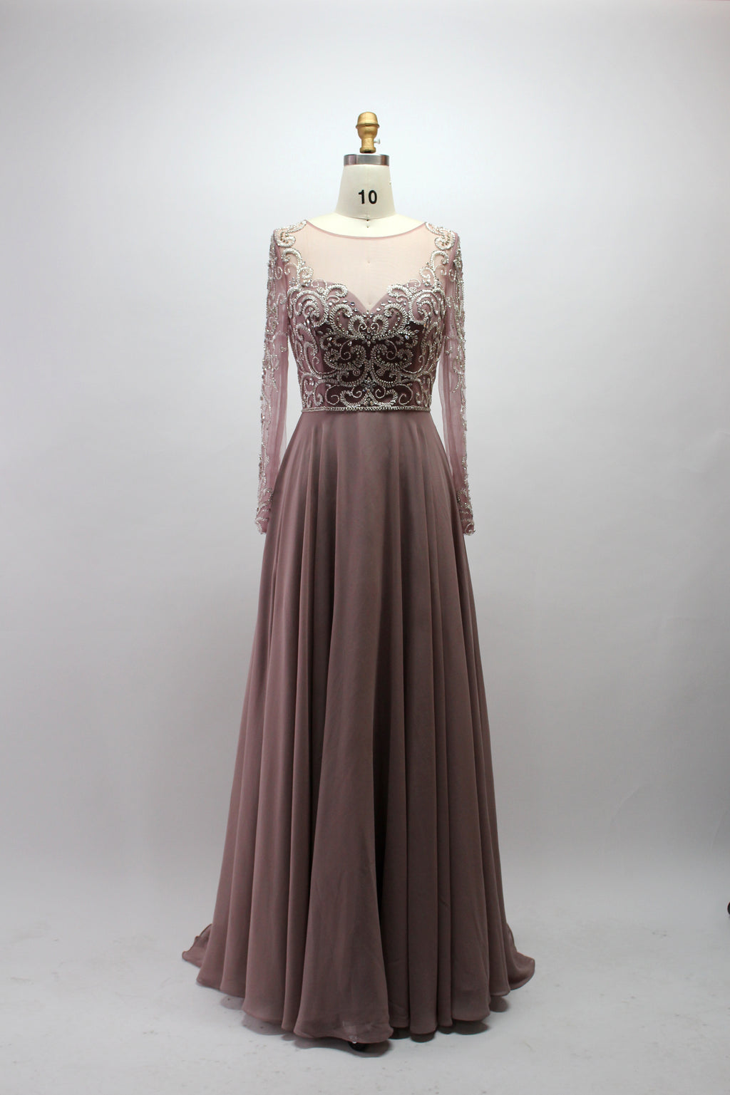 Elegant Plus-Size Lace Mother of the Bride Gown with Long Sleeves 32540