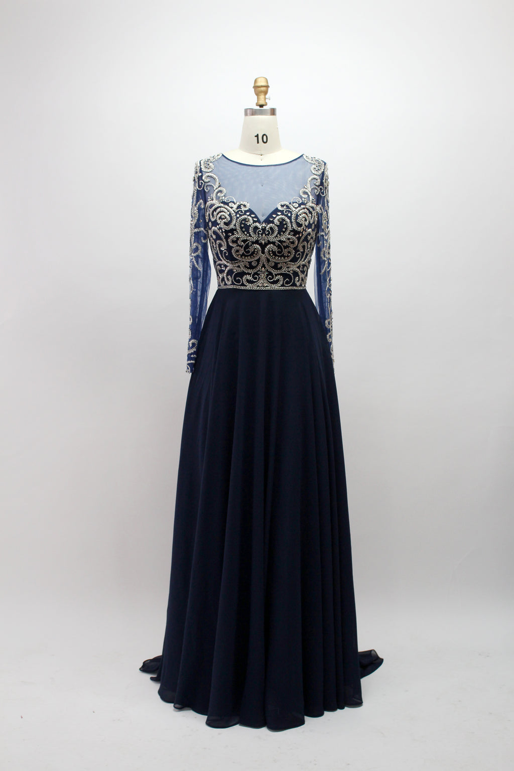 Elegant Plus-Size Lace Mother of the Bride Gown with Long Sleeves 32540