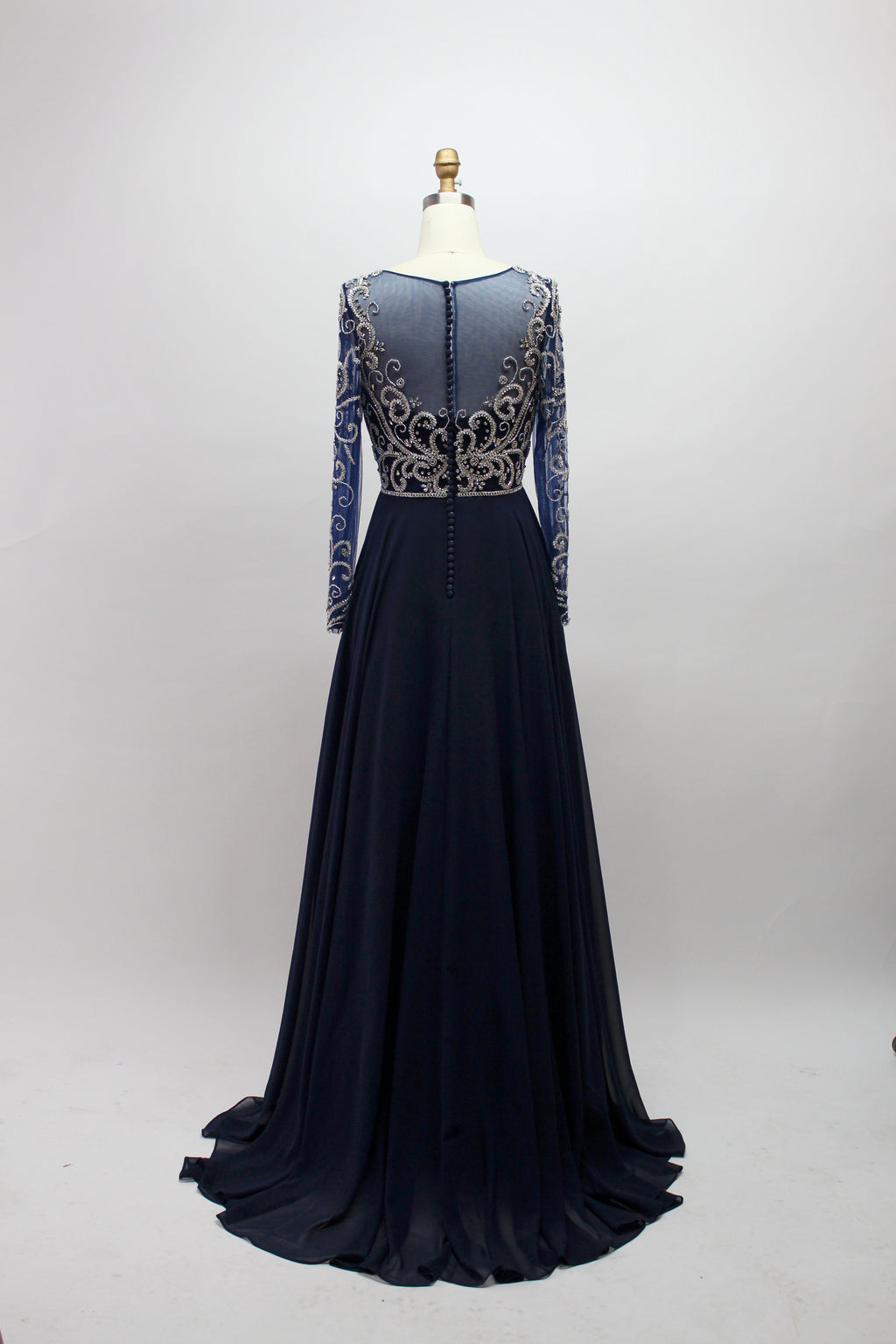 Elegant Plus-Size Lace Mother of the Bride Gown with Long Sleeves 32540
