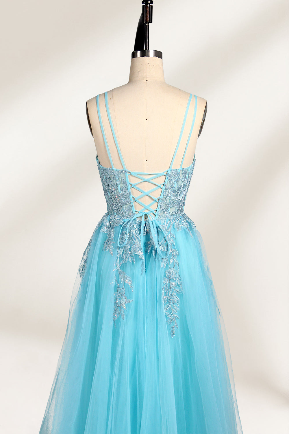 Supplier Strappy Lace-Embroidered Tulle Ballgown KT1372