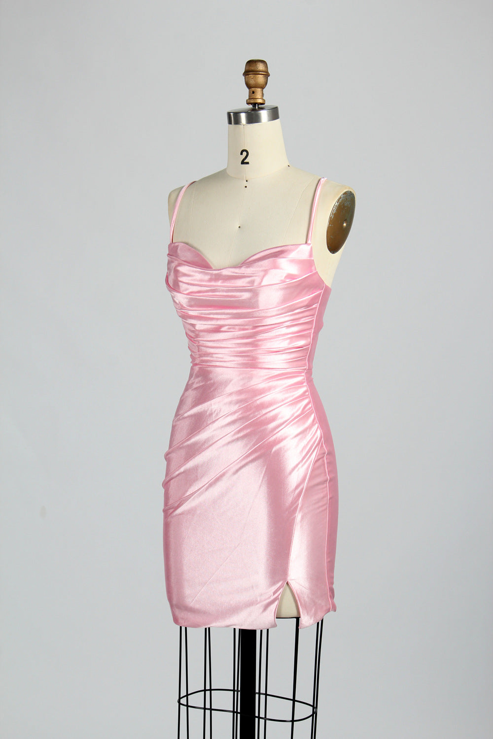 Chic Simplicity: Wholesale Classic Short Prom Dress for Effortless Elegance 32780S