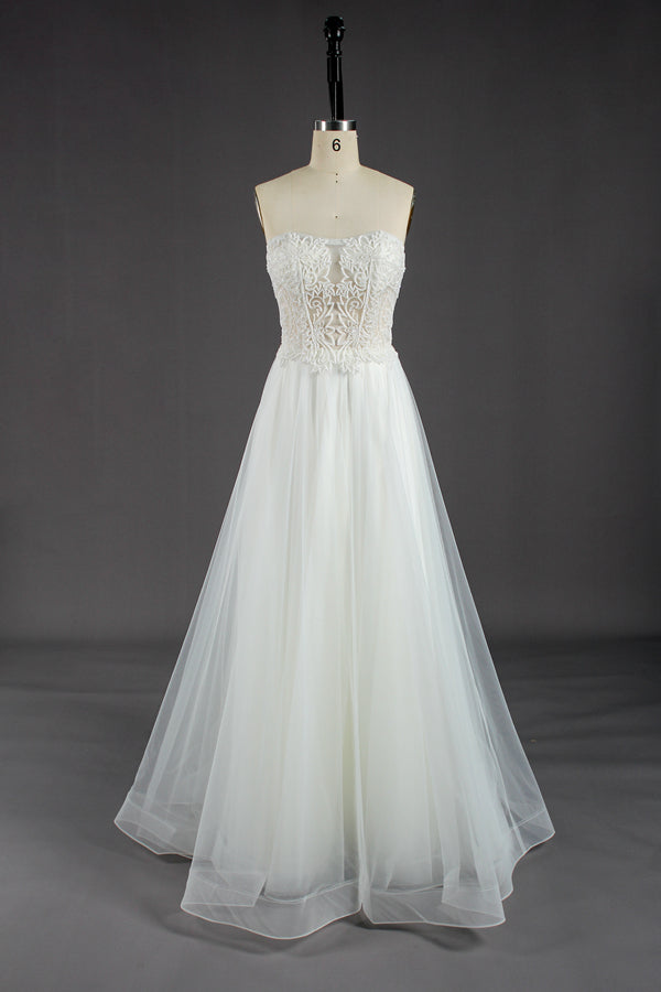 Manufacturers Strapless Tulle Wedding Dress with Lace Bodice KT1301