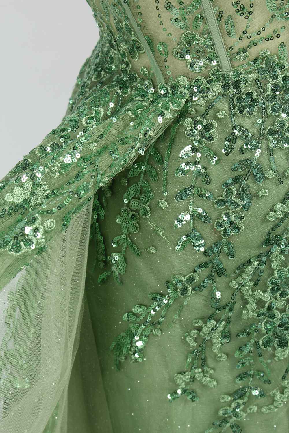 Wholesale Exquisite Sequin-Embroidered Ball Gown 33007