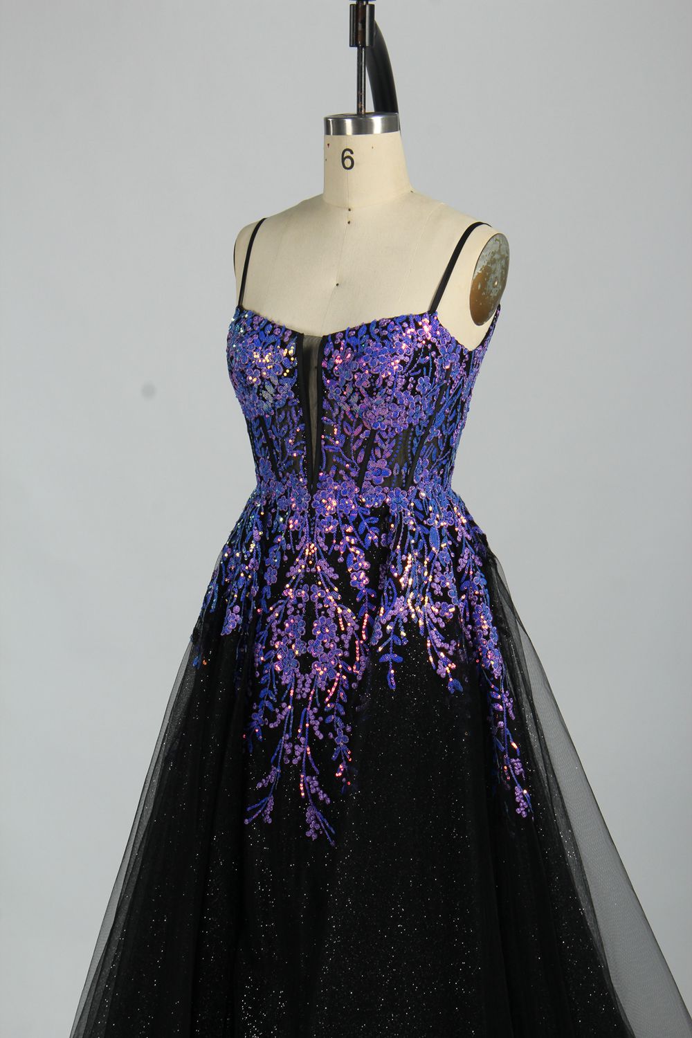 Wholesale Exquisite Sequin-Embroidered Ball Gown 33007