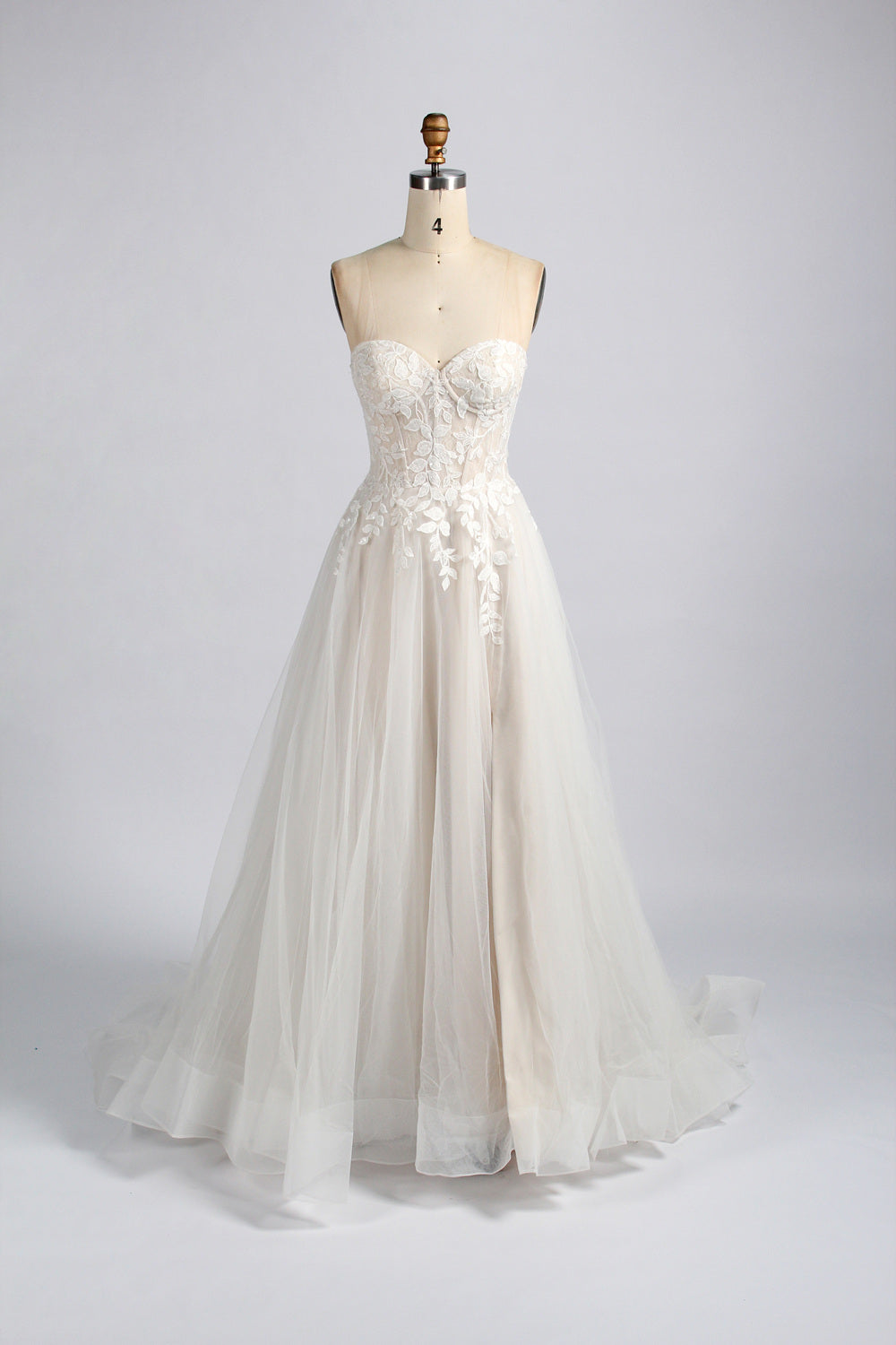 Lace Plus Size Wedding Dress with Detachable Sleeves - Wholesale TG011