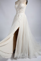 Wholesale Strapless Lace - Applique Tulle Wedding Dress tg011