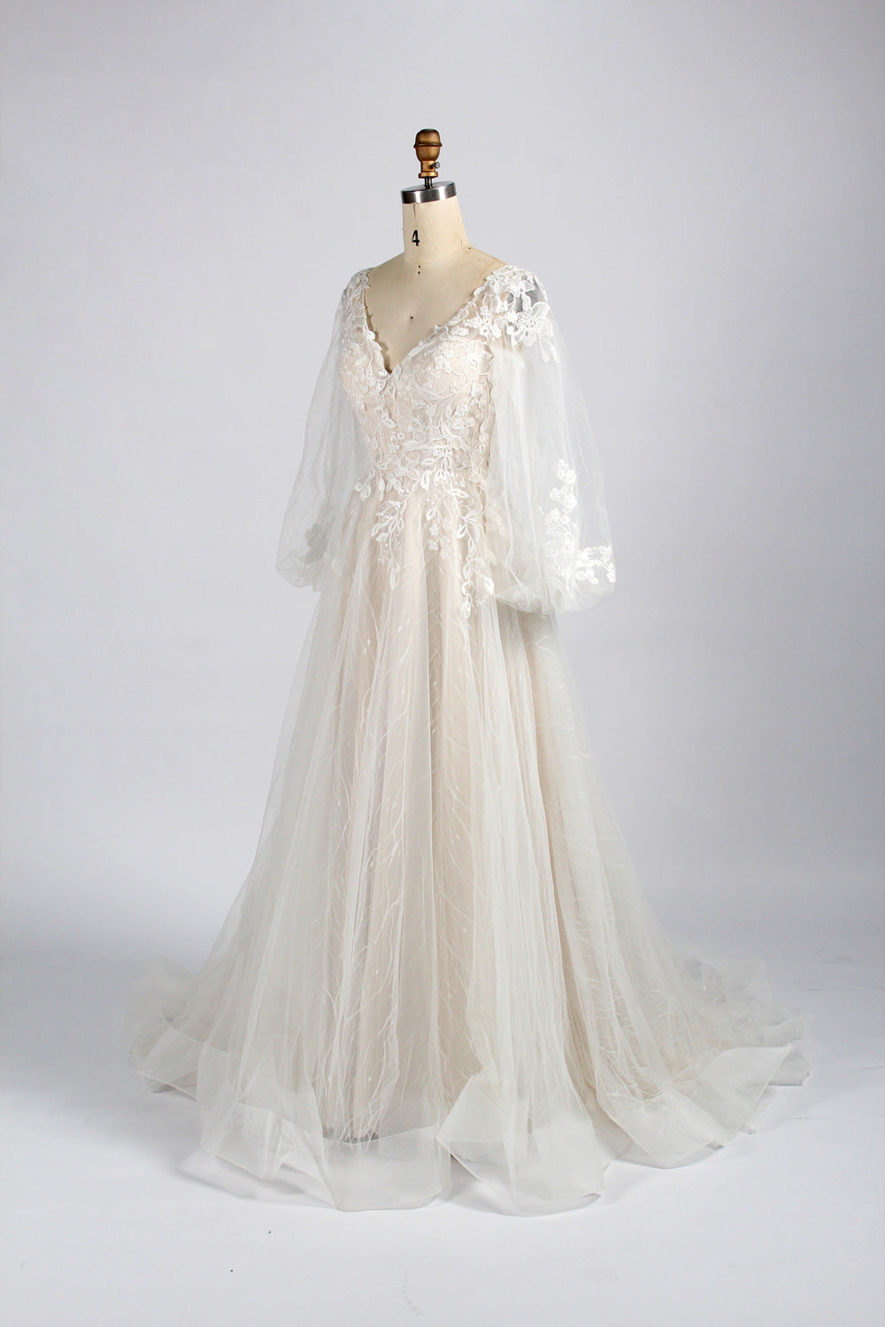 Wholesale Sheer Sleeve Lace Tulle Wedding Dress tg012