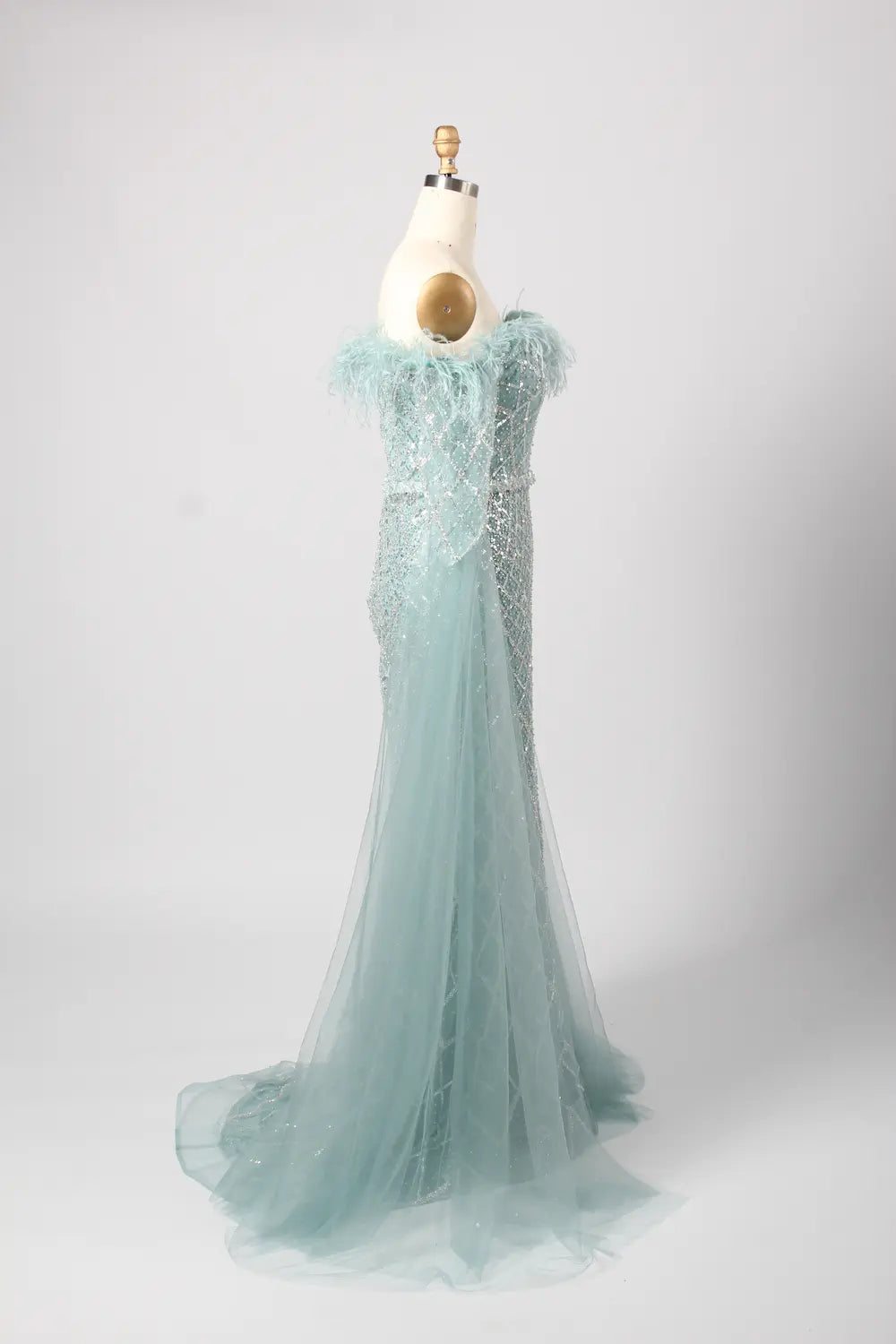 Exquisite Off-the-Shoulder Beaded Long Sleeve Green Mother of the Bride Dress KY026