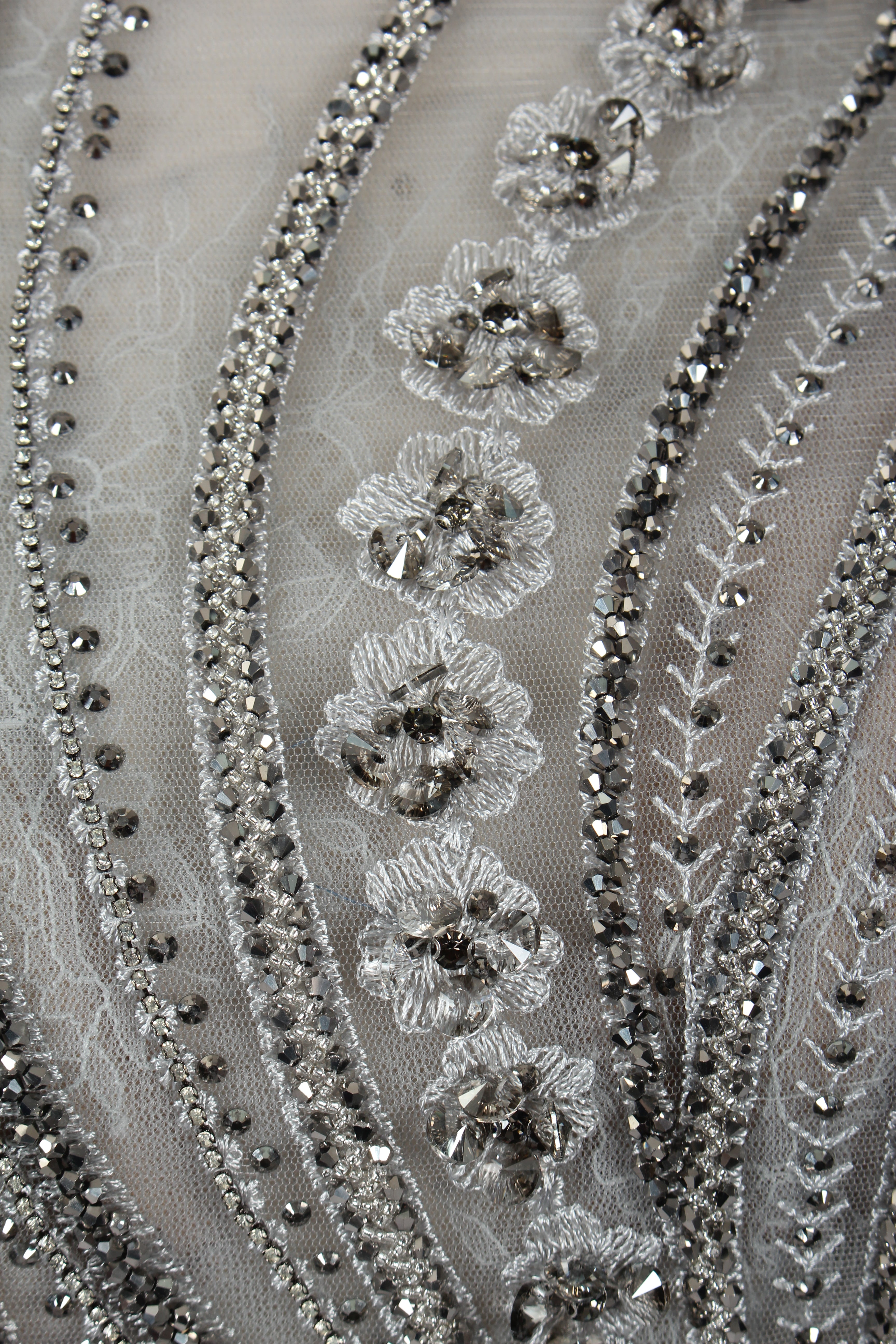 Luxury Silver Grey Beaded Long Sleeves Mother of the Bride Evening Dress MK072